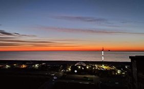 Ena Sunrise Summerland